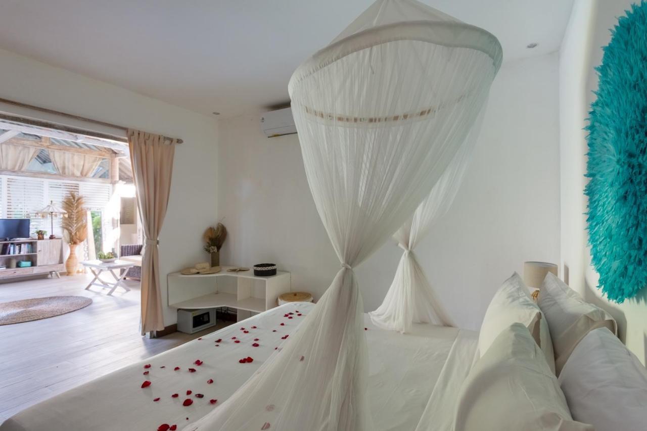 Cocowhite Villa Seminyak Exterior foto