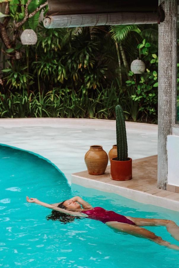 Cocowhite Villa Seminyak Exterior foto